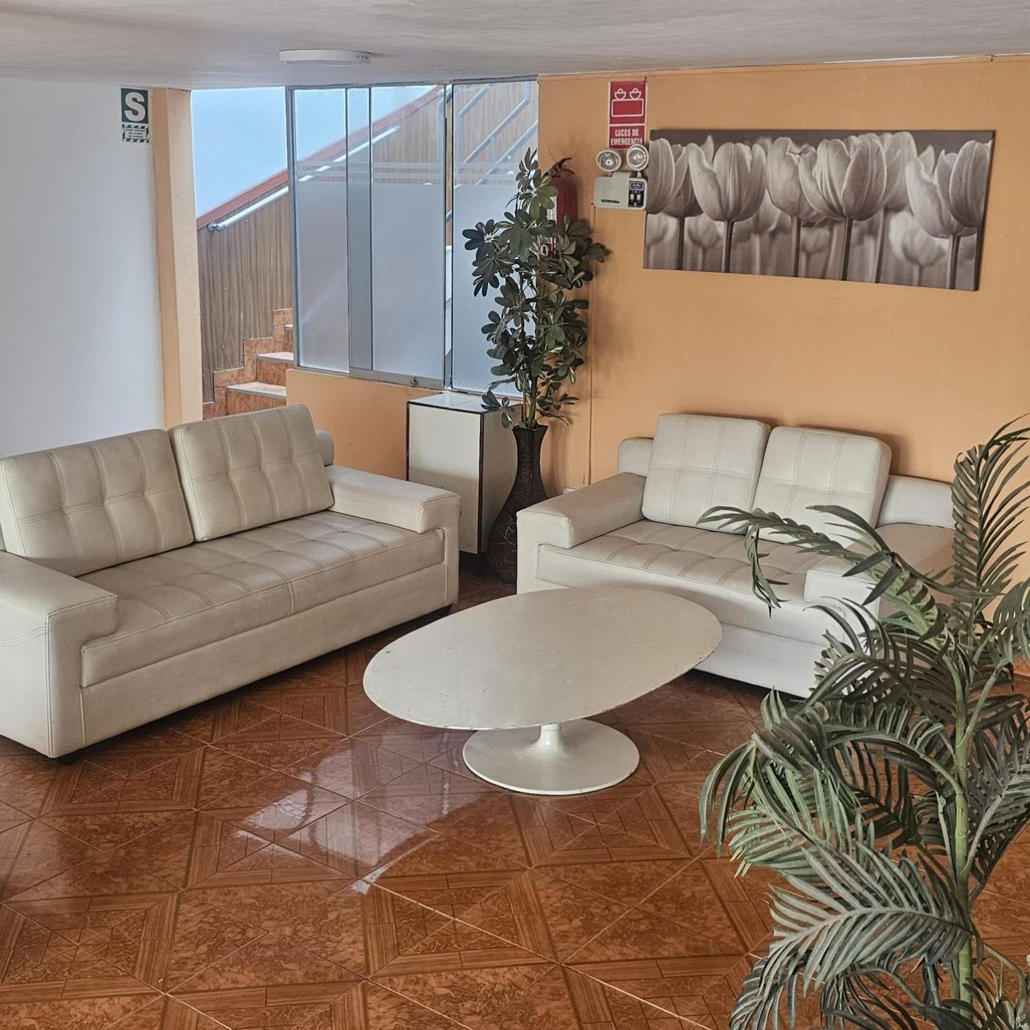 Hostal Turistico El Cajamarquez ليما المظهر الخارجي الصورة